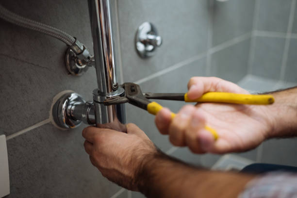Best Water Leak Repair  in Queens Gate, PA